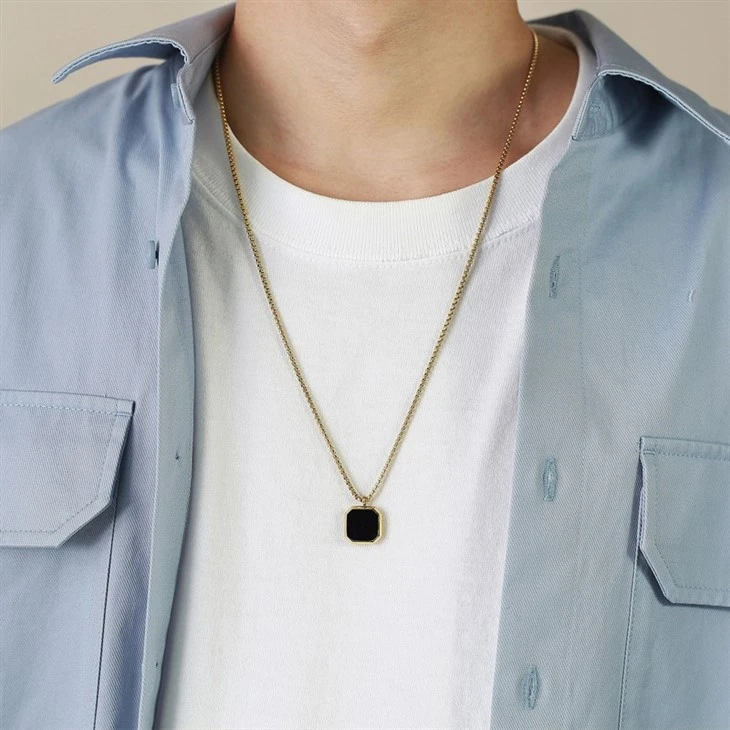 gold necklace square pendant