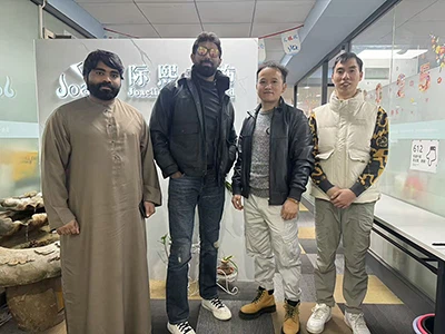 การต้อนรับลูกค้าในตะวันออกกลางของเรา: สำรวจการปรับแต่งเหล็กกล้าไร้สนิม