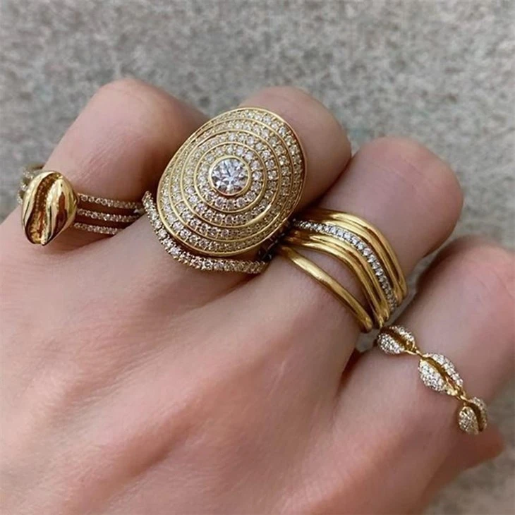 Ribbed Wave Ring